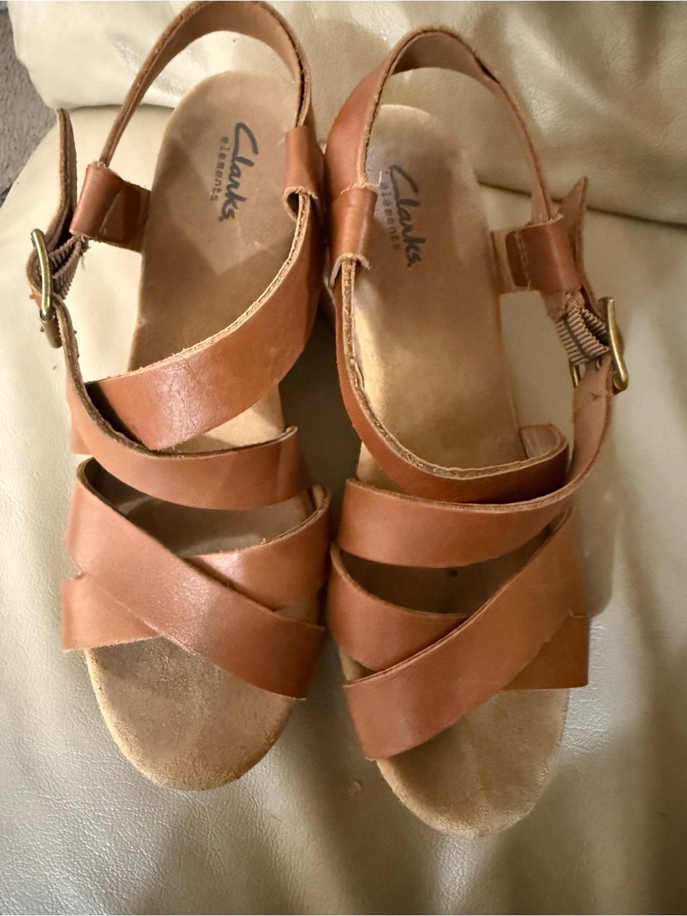 Clarks Women's Brown Leather Cross-Strap Sandals